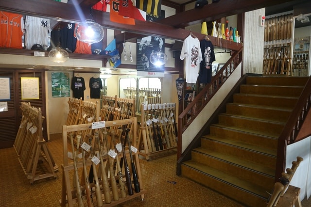 富山県にある「南砺バットミュージアム」で、バットについて学んだ！