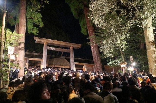 日本で唯一 三重県で毎年開催される オールナイトパチンコ を取材した 17年ver 前編